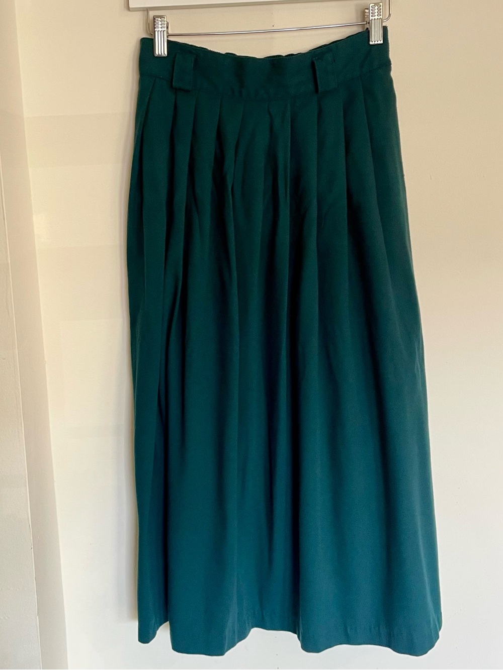 Pleated Emerald Green Women's Midi Skirt